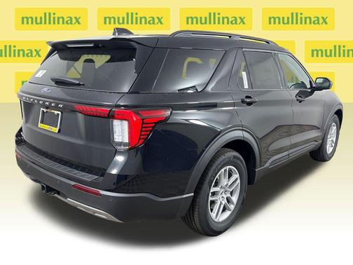 Black Metallic 2026 Ford Explorer Active