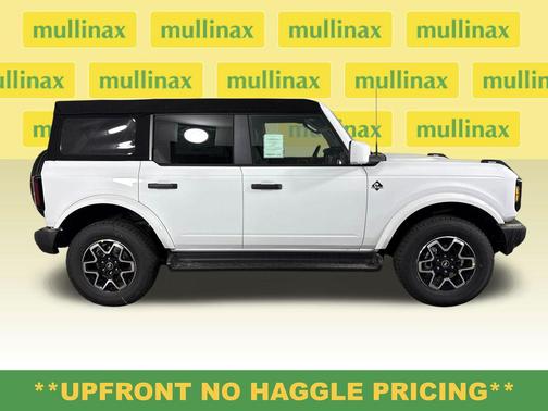 Oxford White 2026 Ford Bronco Outer Banks