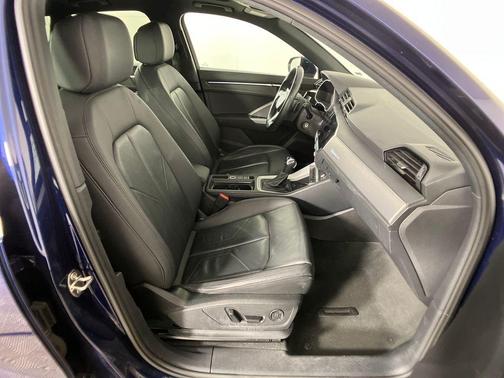 2022 Audi Q3 Premium Plus