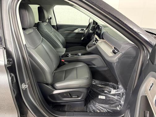 Carbonized Gray Metallic 2026 Ford Explorer Active
