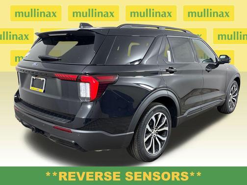 Black 2026 Ford Explorer ST-Line
