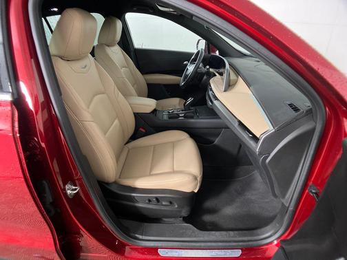 2024 Cadillac XT4 Luxury