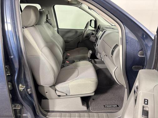 Arctic Blue Metallic 2019 Nissan Frontier SV
