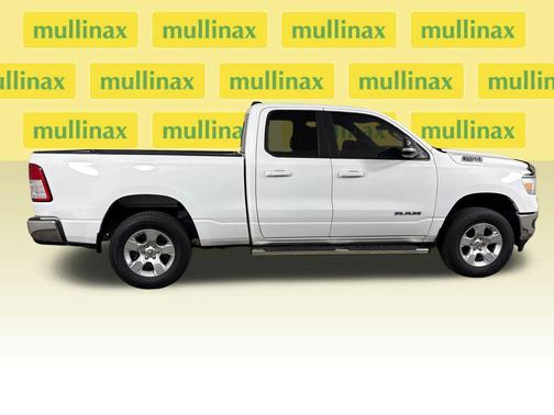 Bright White Clearcoat 2021 RAM 1500 Big Horn/Lone Star