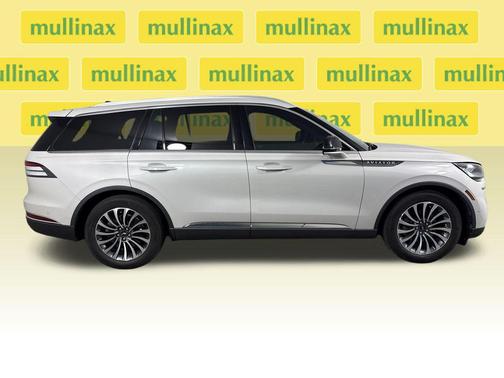 Ceramic White 2021 Lincoln Aviator Reserve RWD