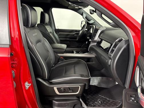 Flame Red Clearcoat 2025 RAM 1500 Laramie