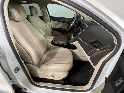 2017 Lincoln MKC Reserve