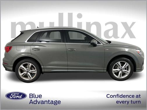 2022 Audi Q3 Premium Plus