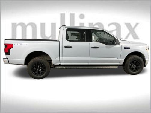 2025 Ford F-150 Lightning XLT