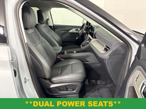 Space White Metallic 2026 Ford Explorer Active