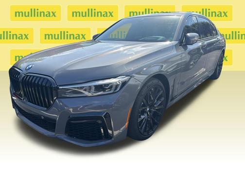 Bernina Gray Amber Effect 2021 BMW 750 i xDrive