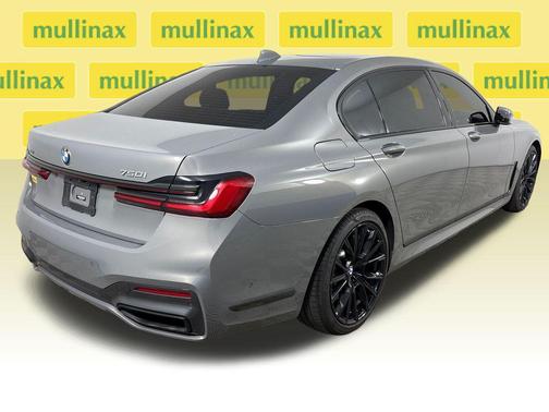 Bernina Gray Amber Effect 2021 BMW 750 i xDrive