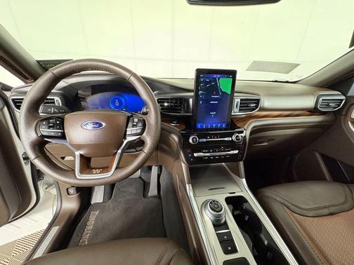 White Metallic 2023 Ford Explorer King Ranch