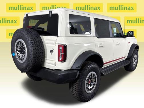 Wimbledon White 2026 Ford Bronco Outer Banks