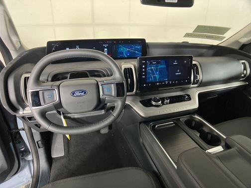 2025 Ford Expedition Max Active 4x2