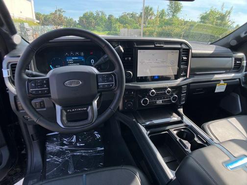 2025 Ford F-250 Platinum