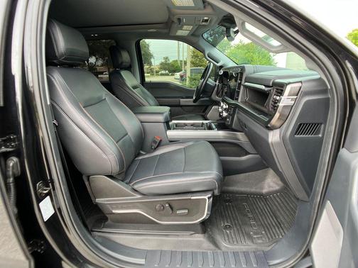 2023 Ford F-350 Lariat