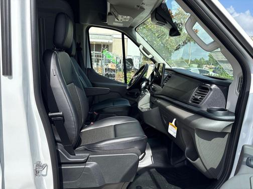 Oxford White 2026 Ford Transit-350 Base