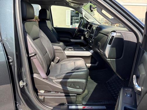 Graphite Metallic 2017 Chevrolet Silverado 2500 LTZ