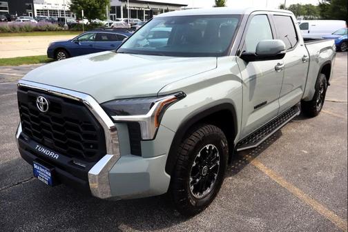 2022 Toyota Tundra SR5