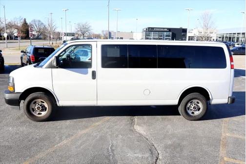 2023 GMC Savana 3500 3500 155'' WB