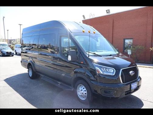 2023 Ford Transit-350 XLT