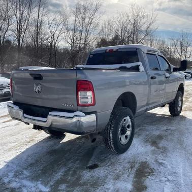 2022 RAM 2500 Tradesman Crew Cab 4x4 6'4' Box