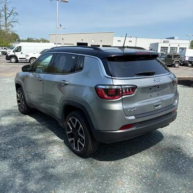 Silver 2018 Jeep Compass Limited