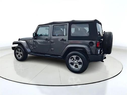 Gray 2018 Jeep Wrangler JK Unlimited Sahara