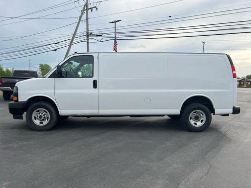 White 2023 GMC Savana 2500 Work Van