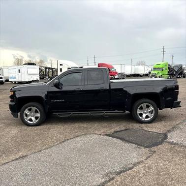 2017 Chevrolet Silverado 1500 Custom