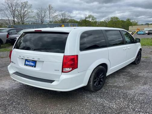 White 2020 Dodge Grand Caravan GT