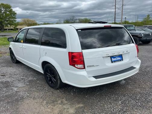 White 2020 Dodge Grand Caravan GT