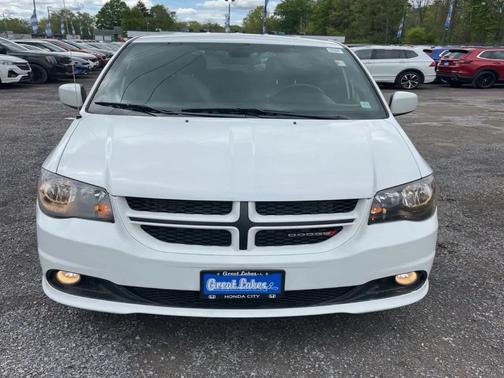 White 2020 Dodge Grand Caravan GT