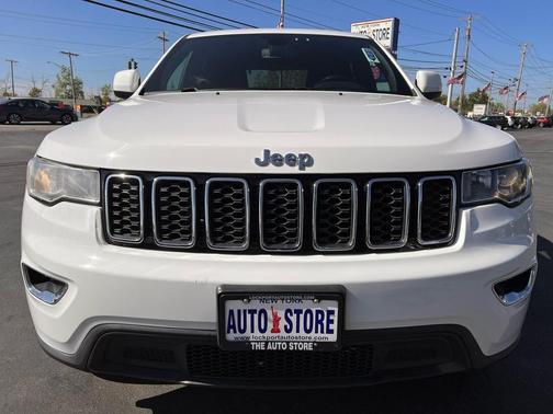 2018 Jeep Grand Cherokee Laredo E