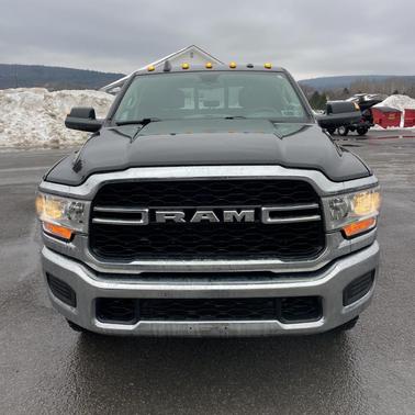 2019 RAM 2500 Tradesman Crew Cab 4x4 6'4' Box