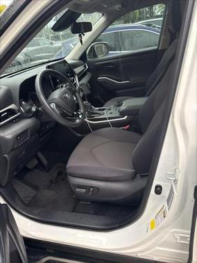2021 Toyota Highlander L