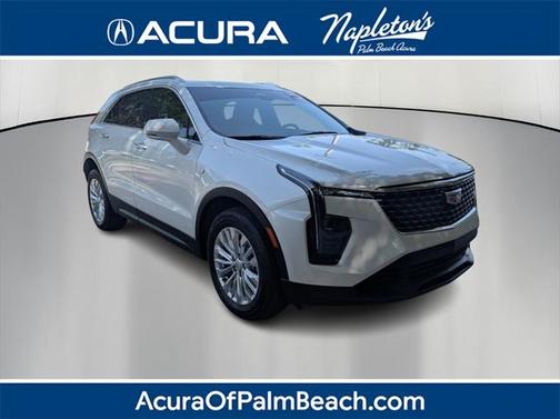 2024 Cadillac XT4 Luxury