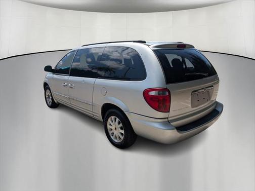 2001 Chrysler Town & Country LXi