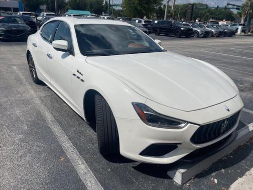 2023 Maserati Ghibli Modena