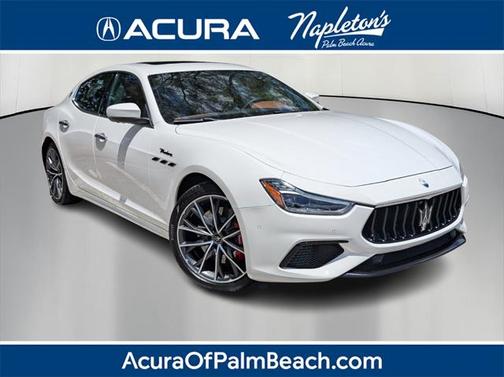 2023 Maserati Ghibli Modena