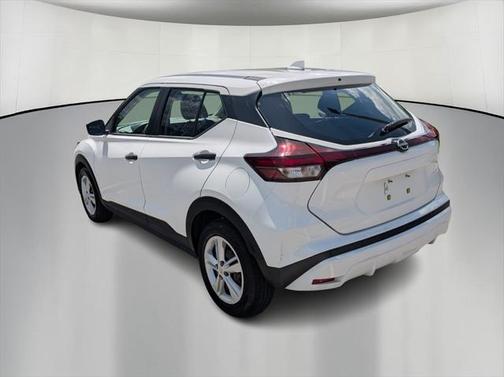 2023 Nissan Kicks S
