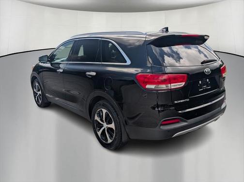 2017 Kia Sorento EX