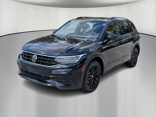 2022 Volkswagen Tiguan 2.0T SE R-Line Black