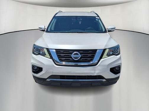 2017 Nissan Pathfinder SV