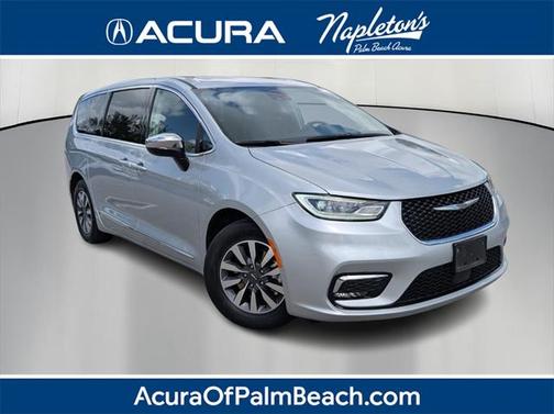 2023 Chrysler Pacifica Hybrid Limited