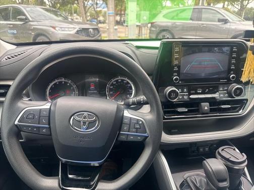 2020 Toyota Highlander L