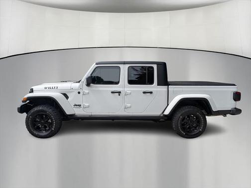 2022 Jeep Gladiator Sport
