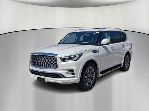 2023 INFINITI QX80 Luxe