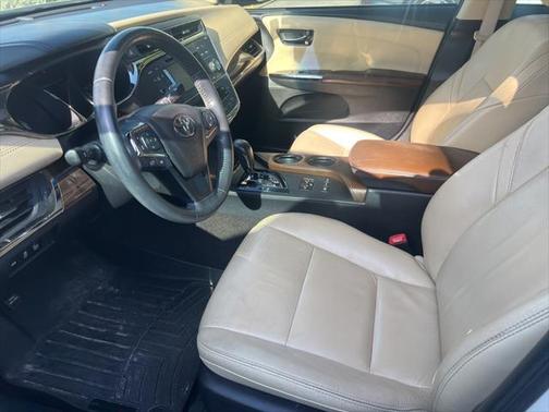 2014 Toyota Avalon Hybrid XLE Premium